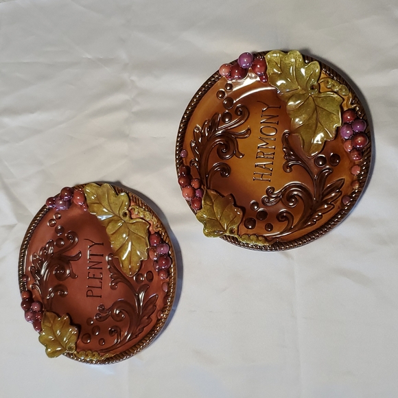 Grasslands Road Accents Set Of 2 Grape Decor Plates Poshmark